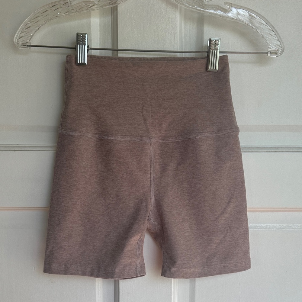Beyond Yoga 5” Keep Pace shorts - Picture 8 of 10